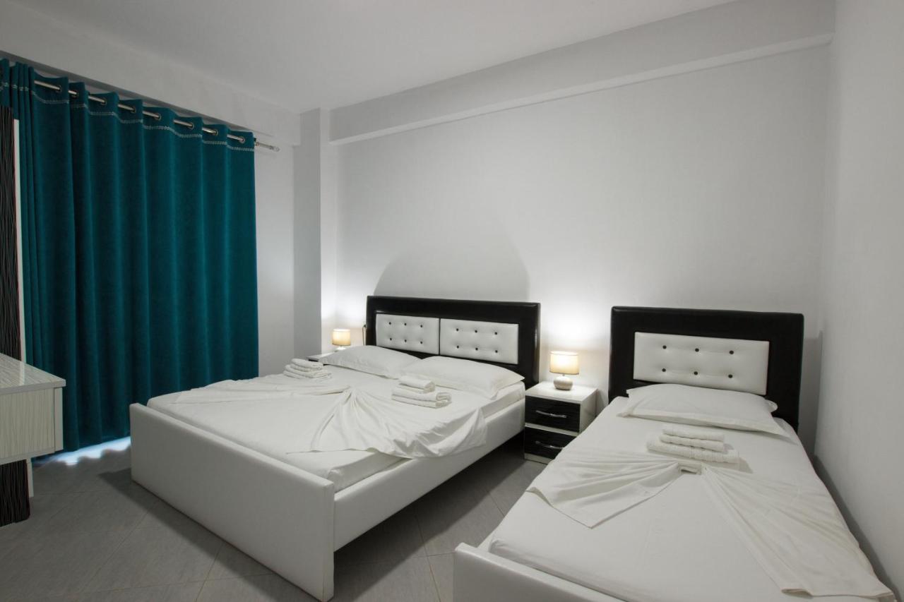 Grand Blue Aparthotel Sarandë Eksteriør bilde